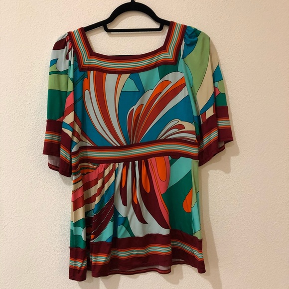 BCBG silk shirt - Picture 3 of 3